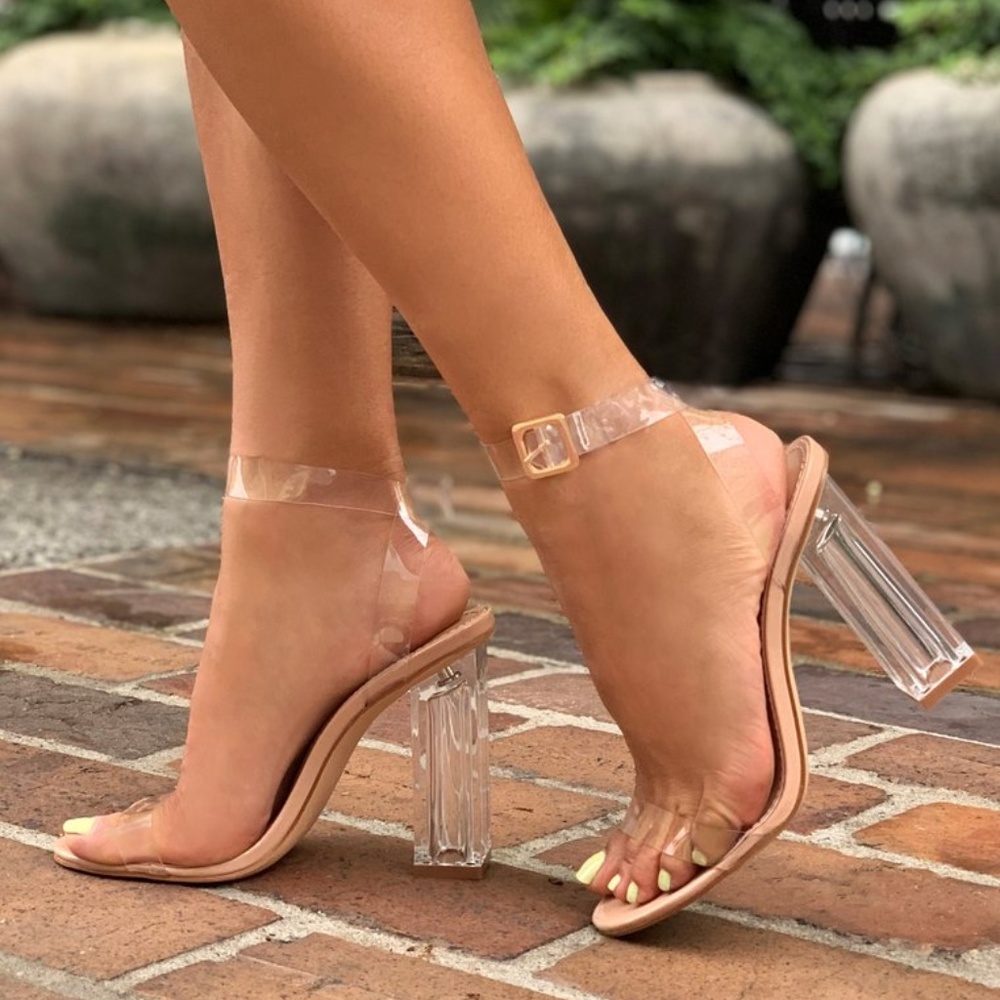 NEW - The Glass Slipper - Transparent 6